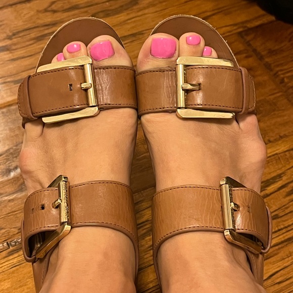 Genuine Leather Michael Kors Wedge - Picture 2 of 6